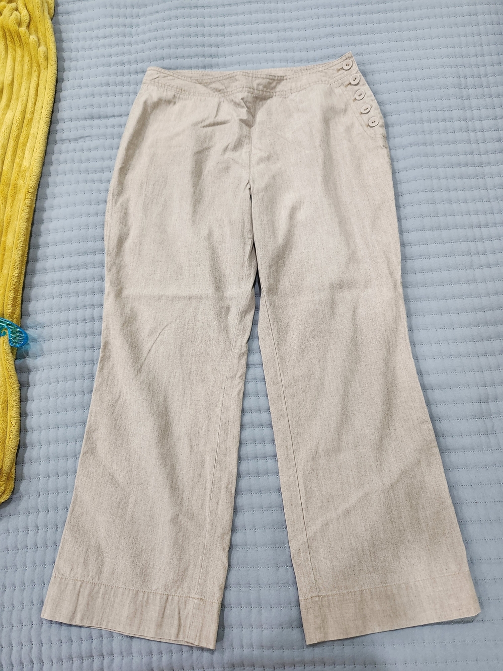 J. Jill Light Beige Wide-Leg Pants with Side Button Accents